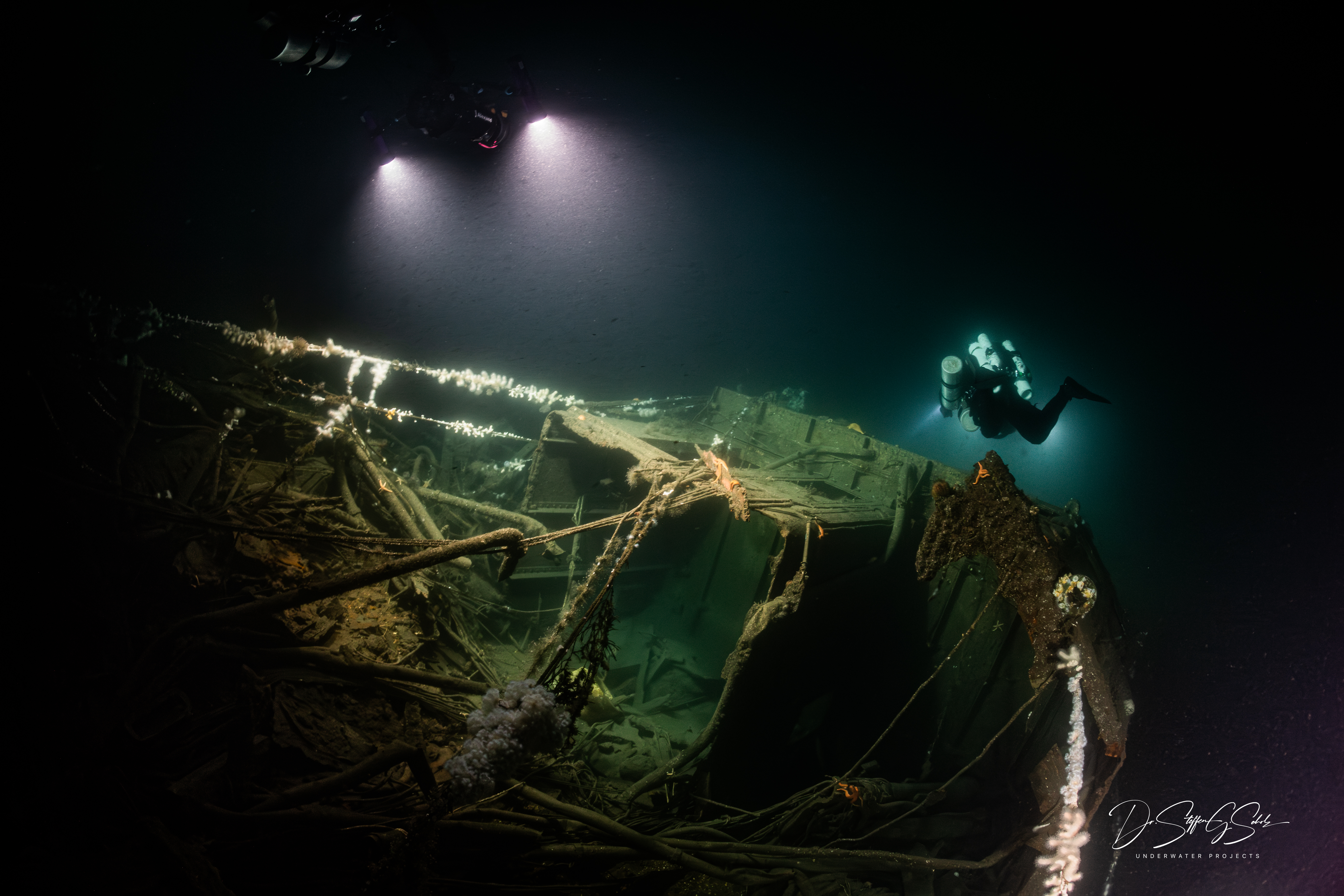HMS Nottingham on the seabed